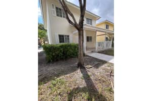 400 NW 19th Ter, Miami, FL 33136 - MLS#F10525166