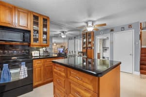 770 NW 98th Way 770, Plantation, FL 33324 - MLS#F10525224