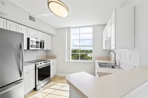 520 SE 5th Ave 1504, Fort Lauderdale, FL 33301 - MLS#F10525254