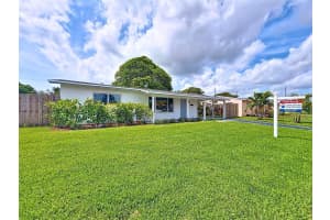 12 SW 13th Ct, Deerfield Beach, FL 33441 - MLS#F10525261