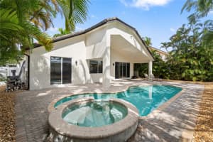 1523 SW 161st Ave, Pembroke Pines, FL 33027 Sold 10/30/25