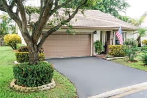 1450 Lakeview Cir, Coral Springs, FL 33071 Sold 12/31/25