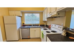 1881 NW 96th TERRACE 7F, Pembroke Pines, FL 33024 - MLS#F10525277