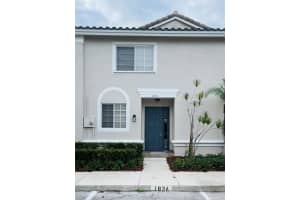 4854 Nw 58th Mnr, Coconut Creek