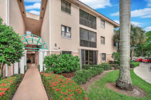 4111 Coral Tree Cir 324, Coconut Creek, FL 33073 - MLS#F10525285