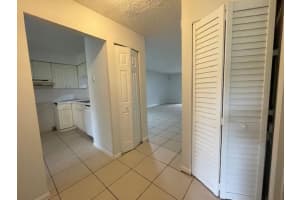 2273 Sw 80th Ter 2273 Miramar, FL 33025 - Off Market