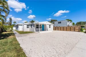 337 SW 21st St 1, Fort Lauderdale, FL 33315 - MLS#F10525309