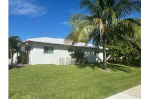 7001 NW 76th Ct, Tamarac, FL 33321 - MLS#F10525336