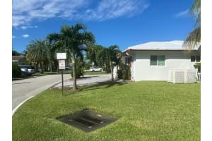 7001 NW 76th Ct, Tamarac, FL 33321 - MLS#F10525336