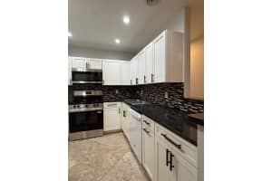 5700 22nd Way, Fort Lauderdale, FL 33308 - MLS#F10525366