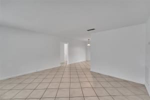 960 NW 49th St, Deerfield Beach, FL 33064 - MLS#F10525379