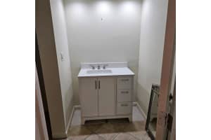 4848 24th Court, Lauderdale Lakes, FL 33313 - MLS#F10525392