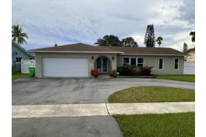 10660 NW 21st Ct, Sunrise, FL 33322 - MLS#F10525399