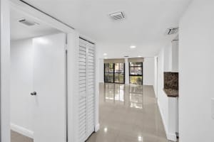 20400 W Country Club Dr 118, Aventura, FL 33180 - MLS#F10525410