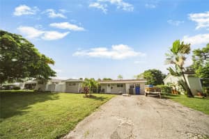 7000 Hope St, Hollywood, FL 33024 - MLS#F10525418