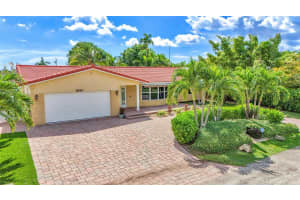 5550 NE 26th Ave, Fort Lauderdale, FL 33308 - MLS#F10525421