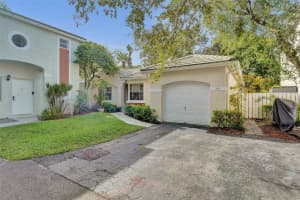 9836 NW 9th Ct, Plantation, FL 33324 - MLS#F10525422