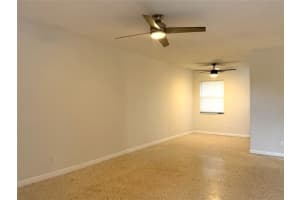 290 NE 40th St 16, Oakland Park, FL 33334 - MLS#F10525423