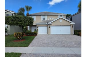 383 Berenger Walk, Royal Palm Beach