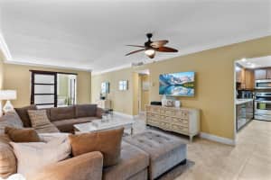 4250 Galt Ocean Dr 8L, Fort Lauderdale, FL 33308 - MLS#F10525519