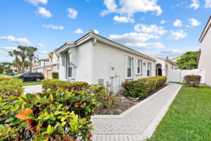 678 155th Terrace, Pembroke Pines, FL 33028 - MLS#F10525532