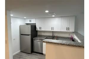 3740 Inverrary Dr 1r, Lauderhill, FL 33319 Sold 12/15/25