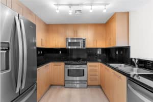 511 SE 5th Ave 910, Fort Lauderdale, FL 33301 - MLS#F10525571