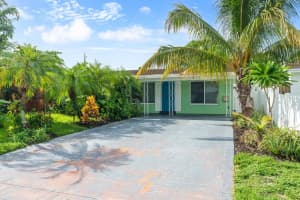 364 Nw 48th Ct, Oakland Park