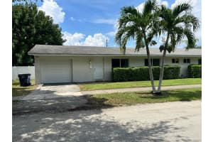 4260 Stirling Rd, Hollywood, FL 33021 - MLS#F10525603