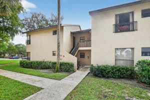 3751 Cocoplum Cir 3564, Coconut Creek, FL 33063 - MLS#F10525620