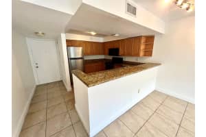 5221 Geneva Way 208, Doral, FL 33166 - MLS#F10525621