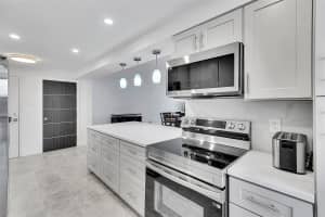 2301 S Ocean Dr 1701, Hollywood, FL 33019 - MLS#F10525633