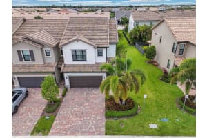 8282 Cadre Noir Rd, Lake Worth, FL 33467 - MLS#F10525658