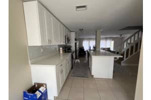 8251 NW 8th Pl, Plantation, FL 33324 - MLS#F10525671