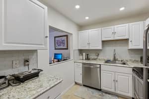 251 S Cypress Rd 120, Pompano Beach, FL 33060 - MLS#F10525697