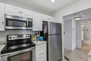 251 S Cypress Rd 120, Pompano Beach, FL 33060 Sold 12/02/25