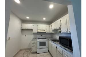 22 Valencia A 22, Delray Beach, FL 33446 - MLS#F10525748