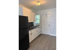 2206 Adams St 8, Hollywood, FL 33020 - MLS#F10525791
