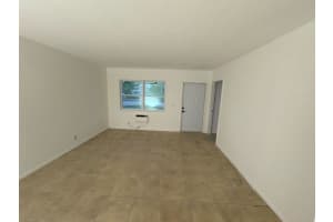 5611 NW 14th St, Lauderhill, FL 33313 - MLS#F10525795