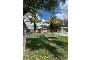 113 4th Street, Hallandale Beach, FL 33009 - MLS#F10525797