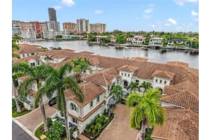 21205 NE 38th Ave 66, Miami, FL 33180 - MLS#F10525803