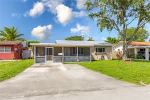 411 Ne 45th St, Oakland Park