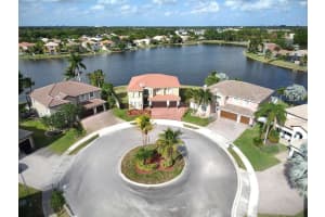 380 SW 167th Ave, Pembroke Pines, FL 33027 Sold 11/03/25