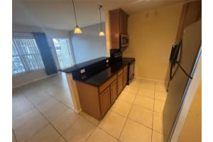 2120 NE 42nd Ct 6, Lighthouse Point, FL 33064 - MLS#F10525826