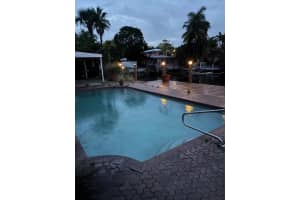 2811 NE 59th St, Fort Lauderdale, FL 33308 - MLS#F10525855