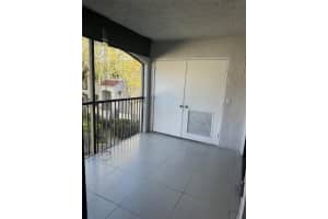 11975 Nw 11th St ., Pembroke Pines