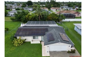 329 SE 47th, Cape Coral, FL 33904, Cape Coral, FL 33904 - MLS#F10525901