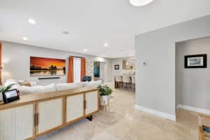 201 28th Court, Wilton Manors, FL 33334 - MLS#F10525943