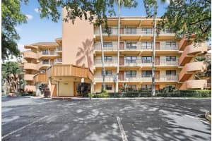 MLS# F10525946, Plantation, Florida 33313