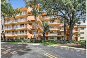 MLS# F10525946, Plantation, Florida 33313